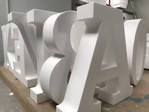 Grote kunststof letters
